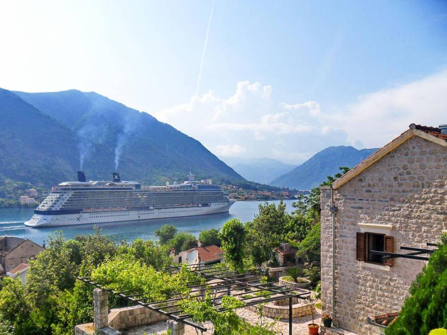 Hill Apartments Kotor Exterior photo